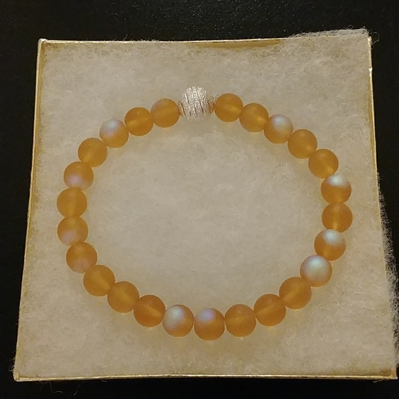 Topaz Gold Matte Aurora Bracelet - Picture 3 of 8
